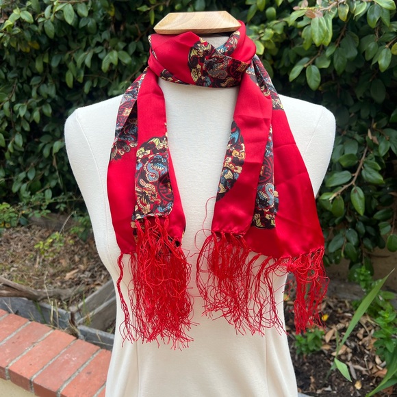 Red Patterned Scarf - Picture 6 of 6